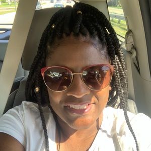 Meet your Posher, Samantha